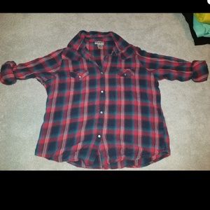 💥FLASH SALE PRICING💥Wrangler plaid flannel shirt